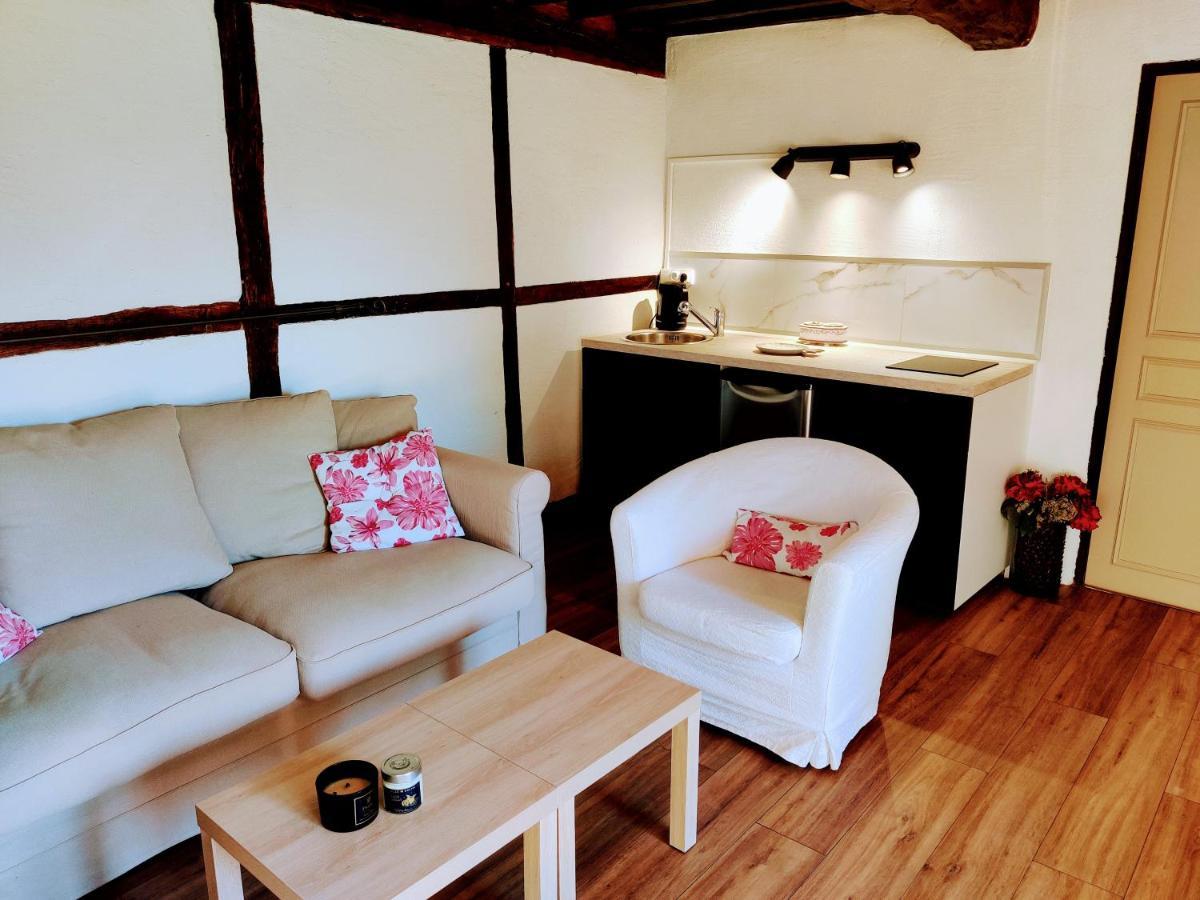 Ferme De Chamonal Guest House Marboz ภายนอก รูปภาพ