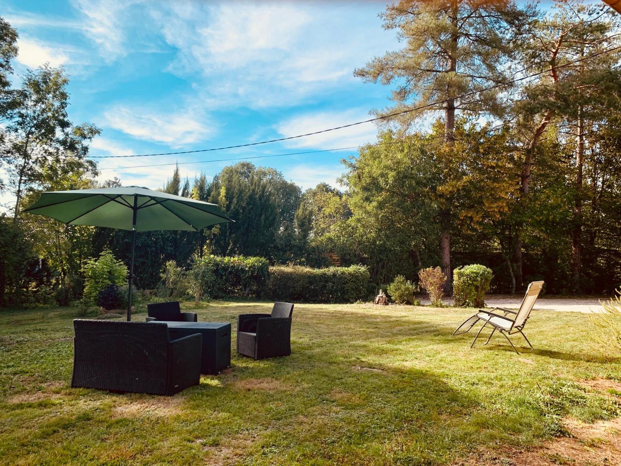 Ferme De Chamonal Guest House Marboz ภายนอก รูปภาพ